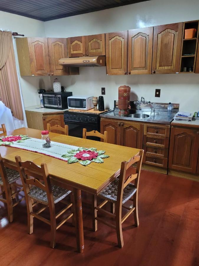 Espaco Domestico Каксиас-До-Сул Екстериор снимка